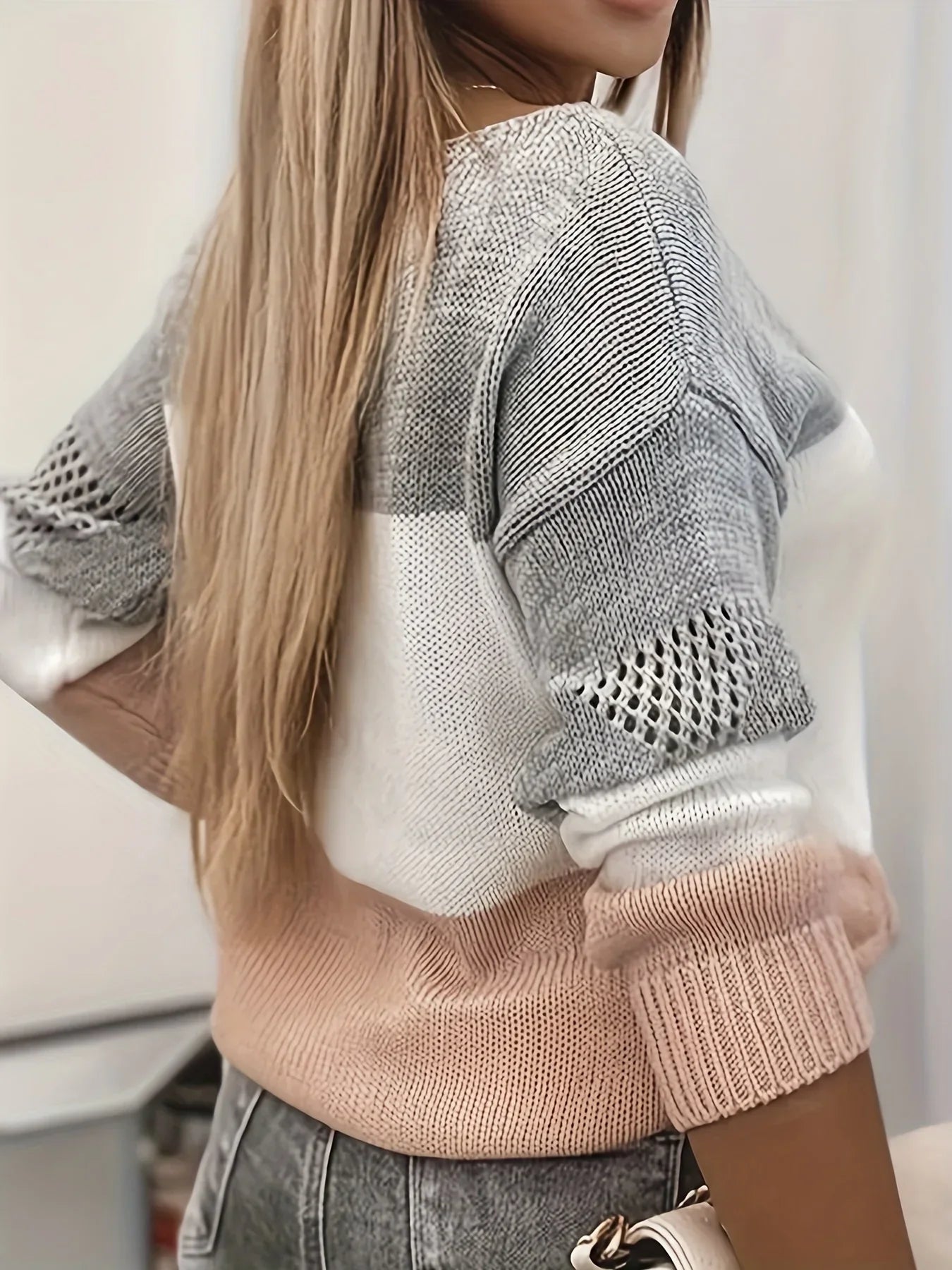 Vesterlund™ | Strikket sweater med udskæring